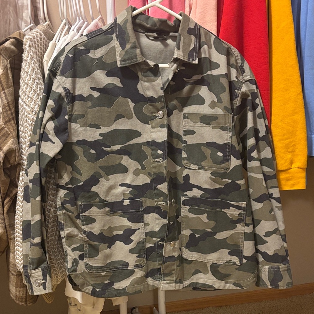 Divided Camouflage Jean Jacket